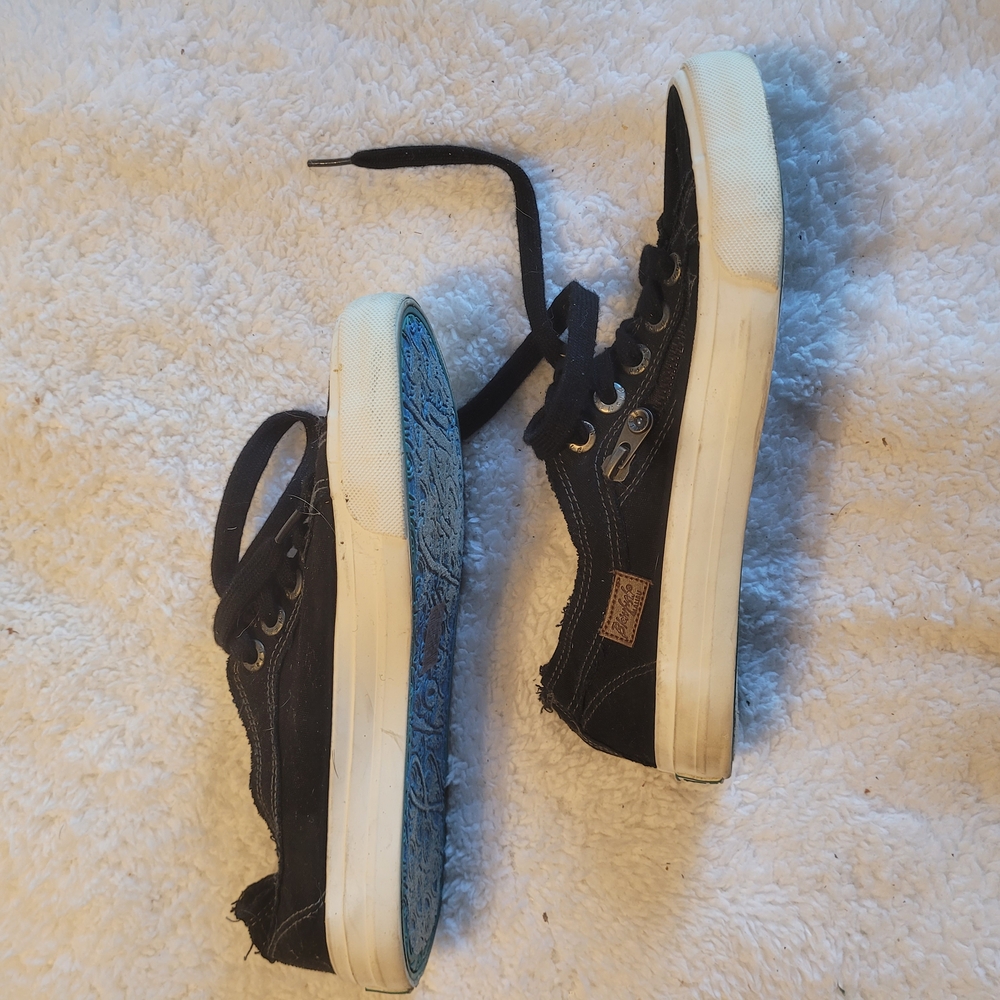 Kids Black Sneakers